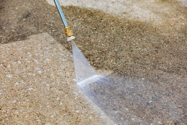 Best Playground Equipment Cleaning  in Highland, IL