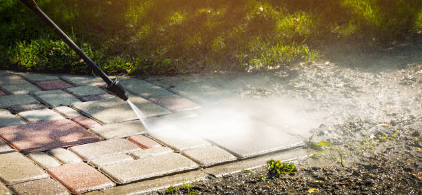 Best Patio and Deck Pressure Washing  in Highland, IL
